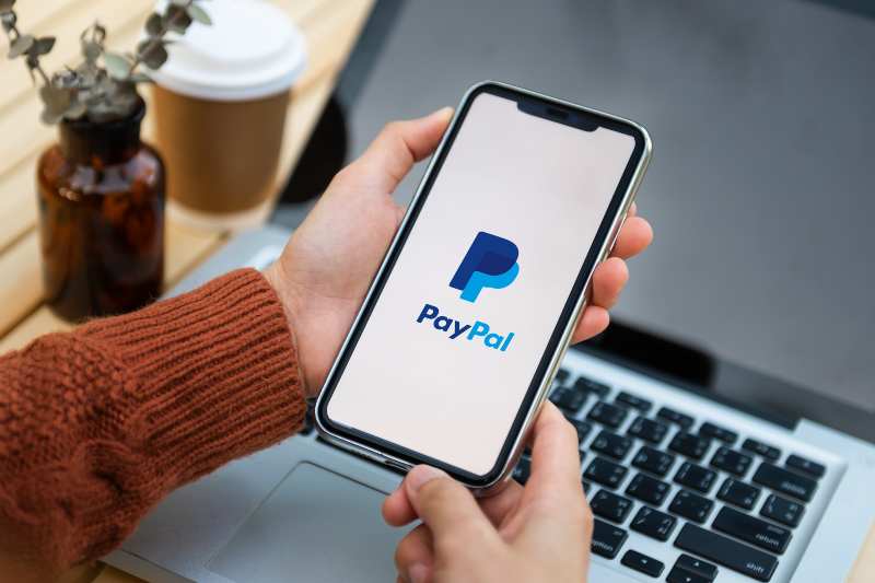 Cómo se realiza un retiro mediante PayPal en un casino online
